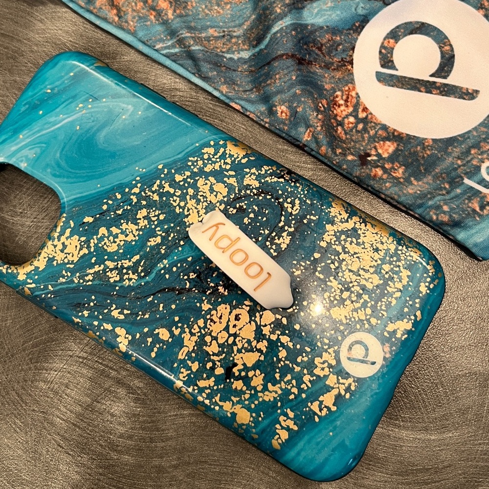 Loopy Case - iPhone 11 LEFTY